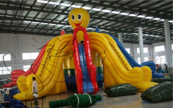 inflatable slide playground