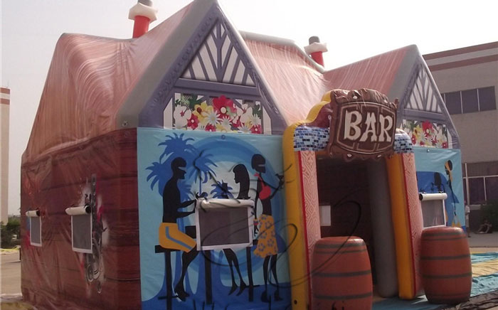 inflatable bouncer house