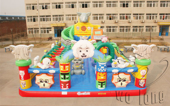 kids inflatable castle