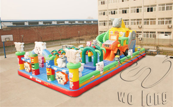 kids inflatable castle