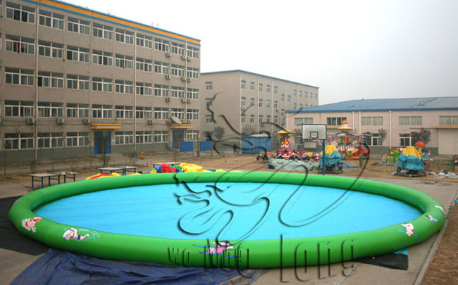 inflatable pool